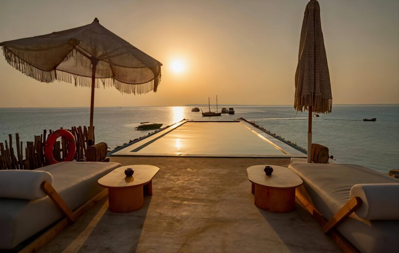 ð️ Ozirea Island Boutique Escape: Luxury Snorkel & Infinity Pool